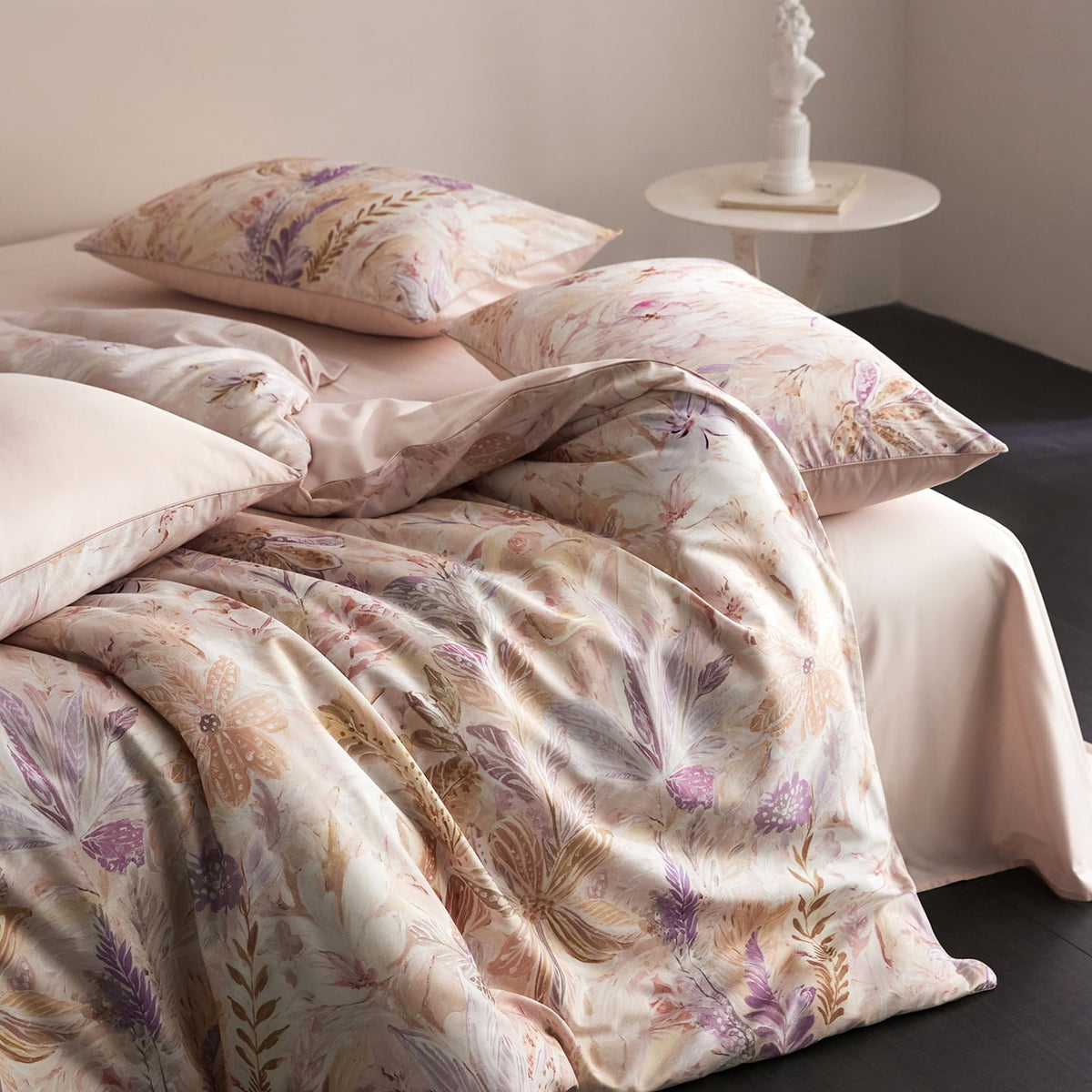 Lysora Blush Meadow Floral Egyptian Cotton Bedding Set