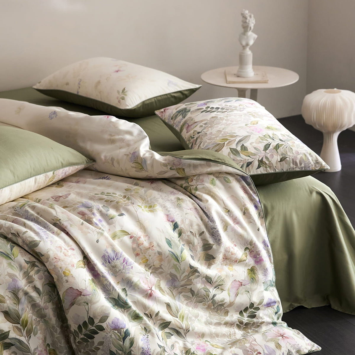 Sylvara Botanical Egyptian Cotton Bedding Set