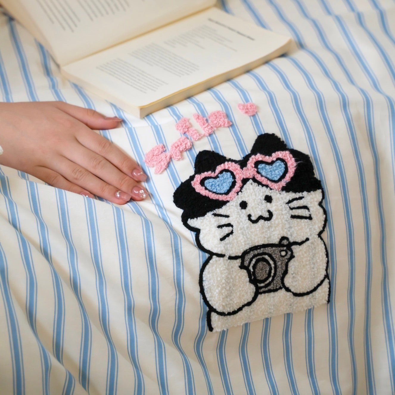 Kitty Cuddle Bedding Set
