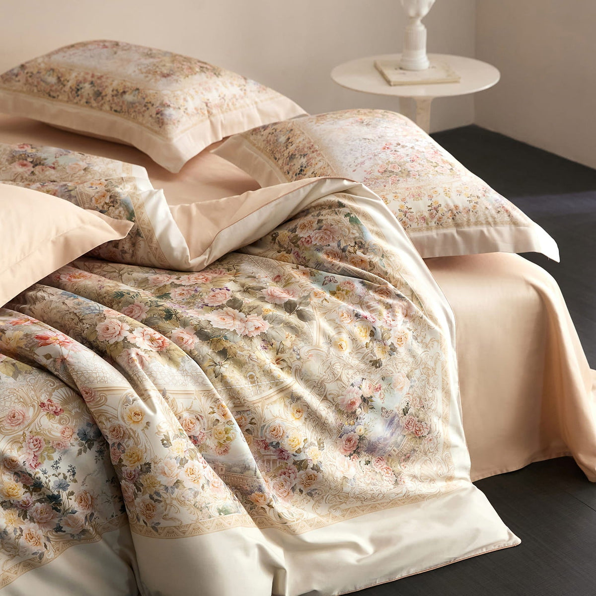 Mireya Floral Egyptian Cotton Bedding Set