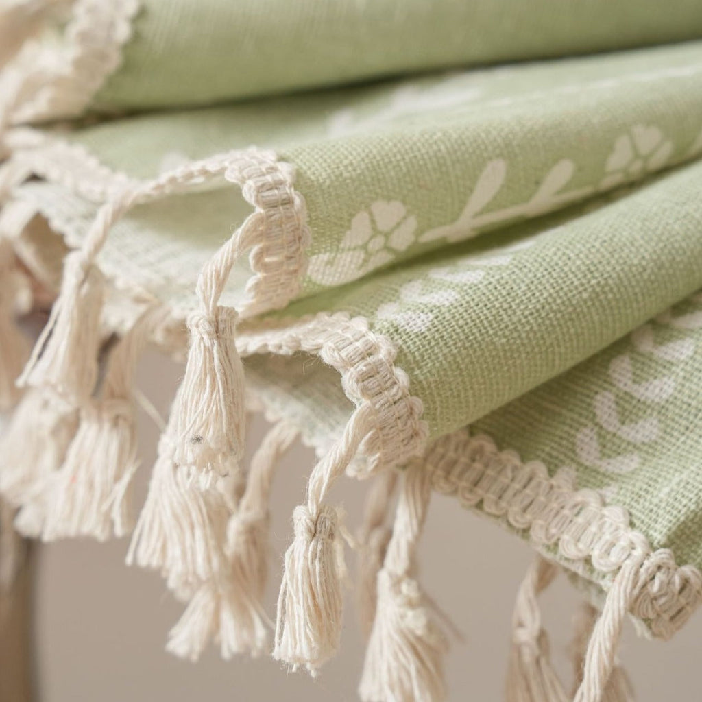 Vine Wave Tassel Curtain