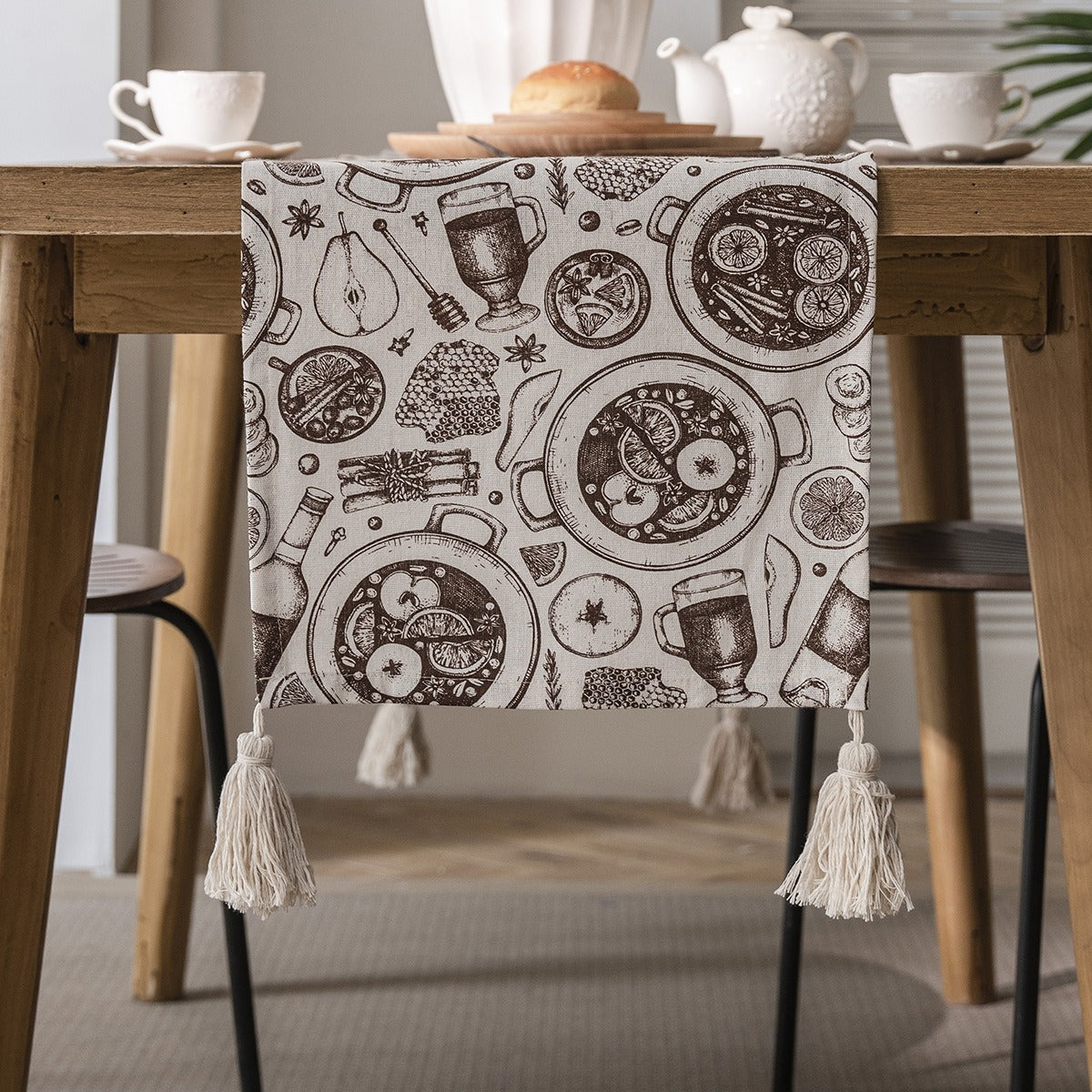 Vintage Medallion Tassel Runner