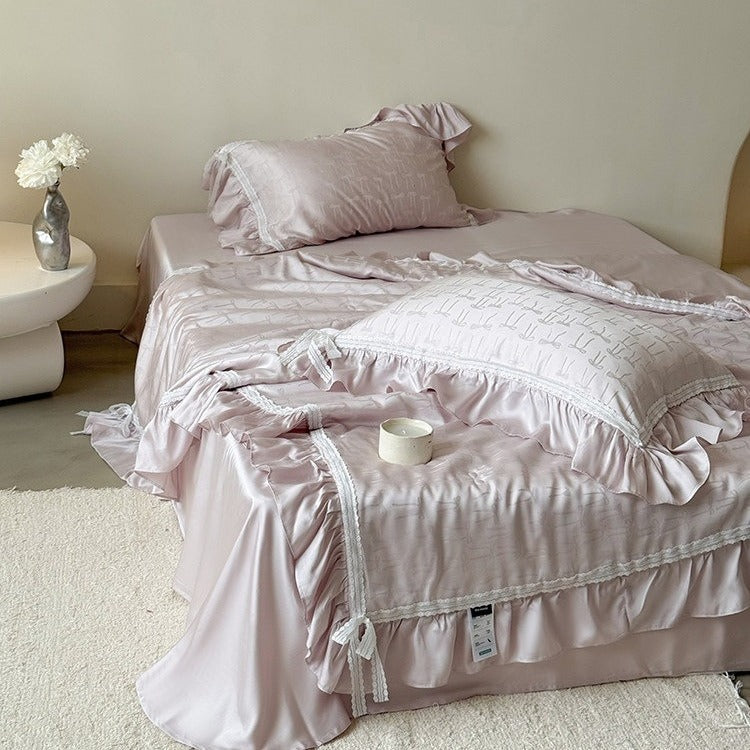 Vivian Bow Jacquard Summer Quilted Blanket Set