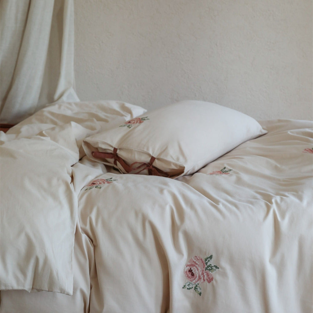 Retro Rose Garden Bedding Set
