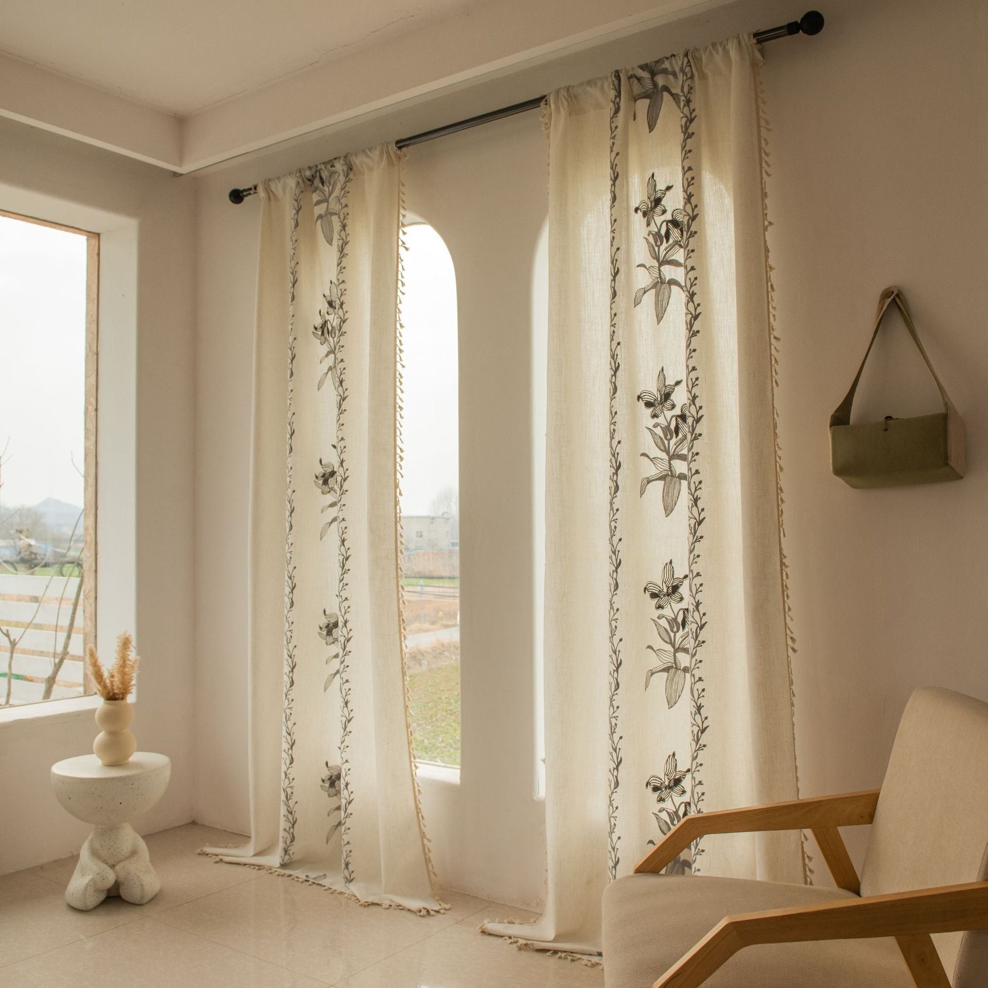 Royal Lily Curtain