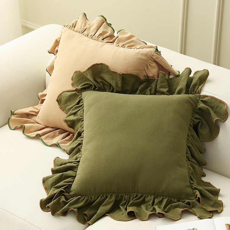 Cozy Ruffle Cushion