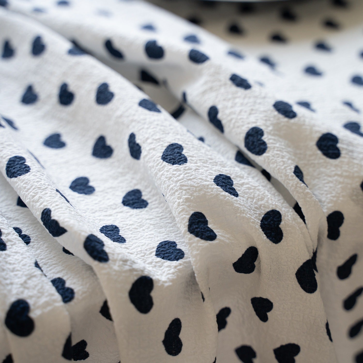 Heart Polka Dots Table Cloth