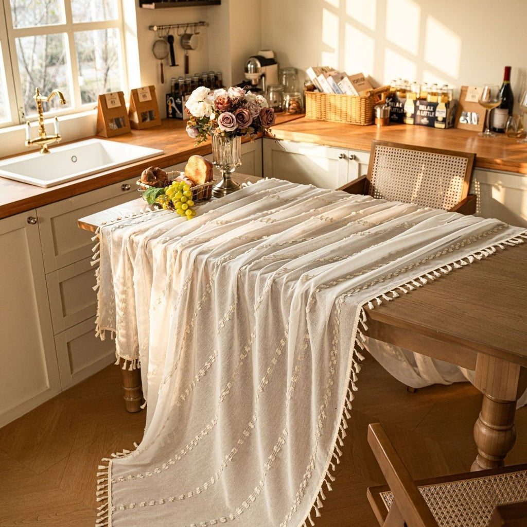 Farmhouse Pom Pom Tassel Tablecloth
