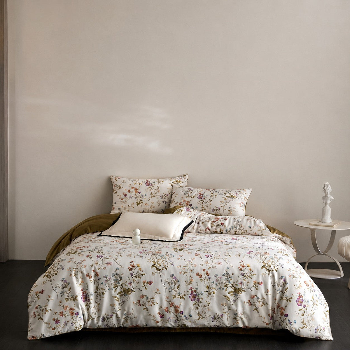 Evren Floral Egyptian Cotton Bedding Set