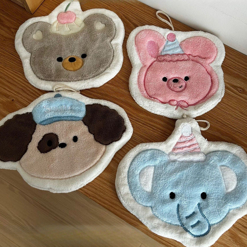 Weekend Party Hanging Hand Towel Set