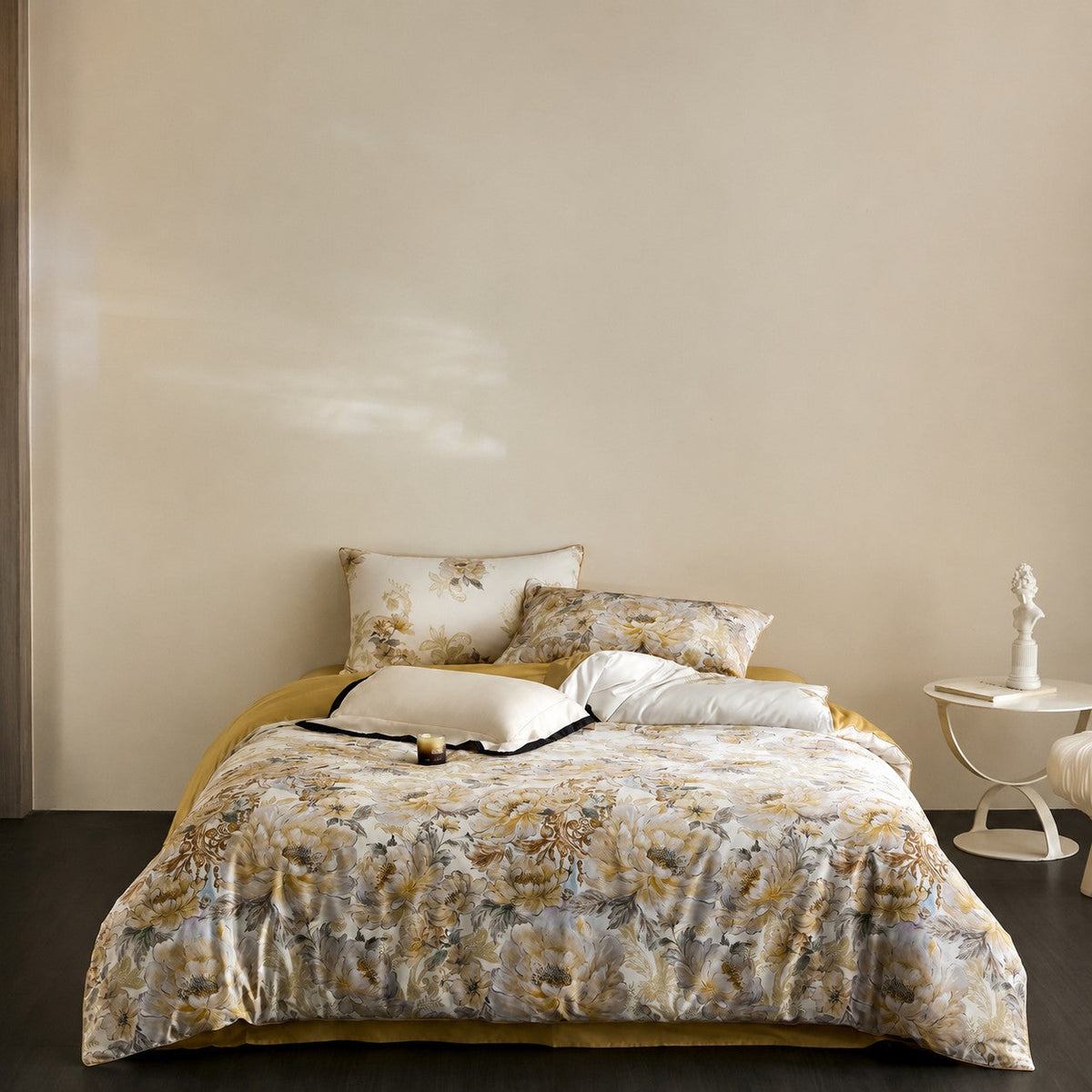 Veloria Floral Egyptian Cotton Bedding Set