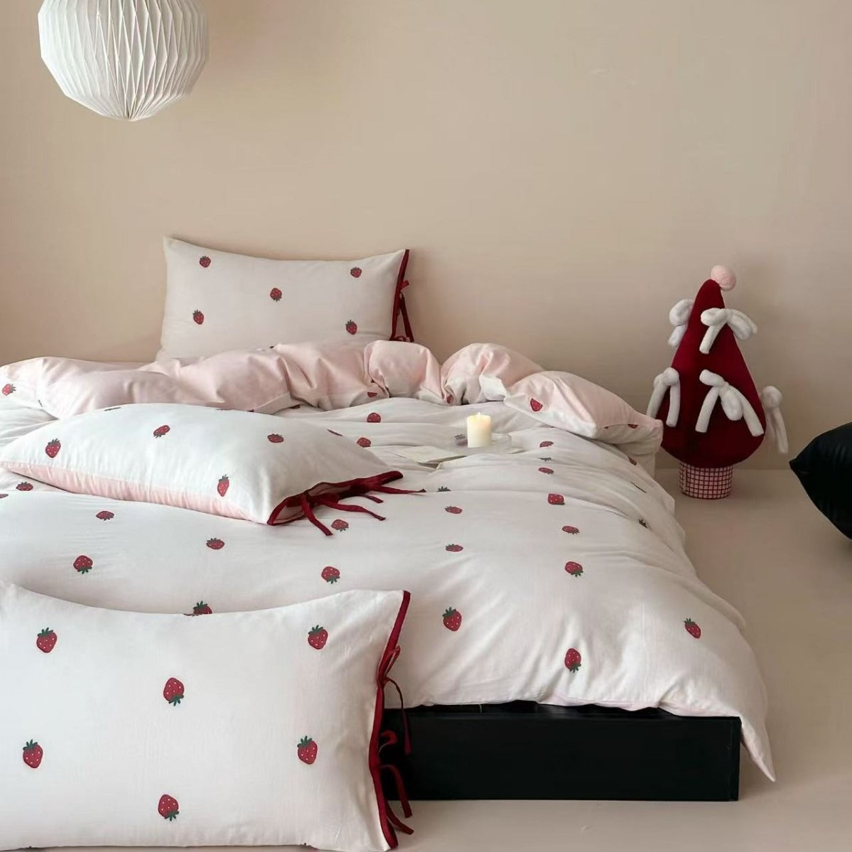 Strawberry Marshmallow Bedding Set