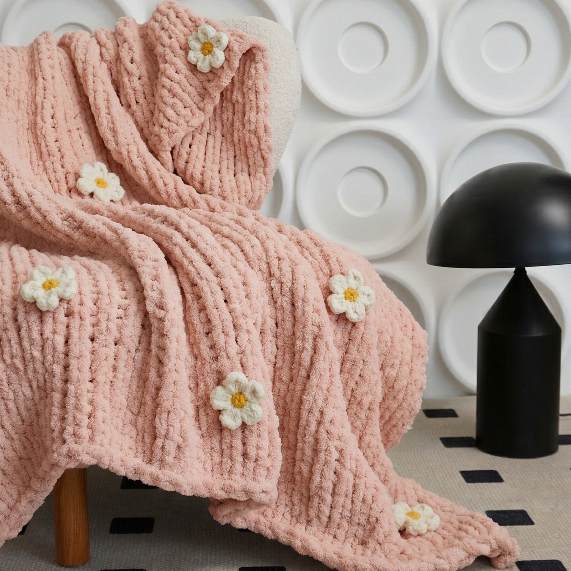 Pink Daisy Knit Dream Throw