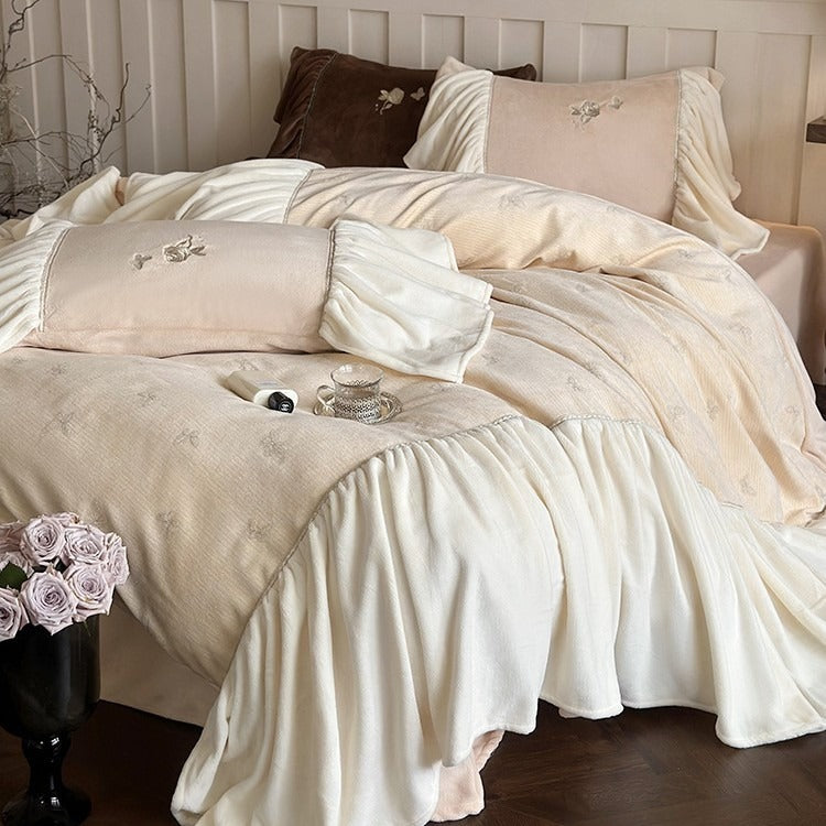 Butterfly Ruffle Plush Bedding Set