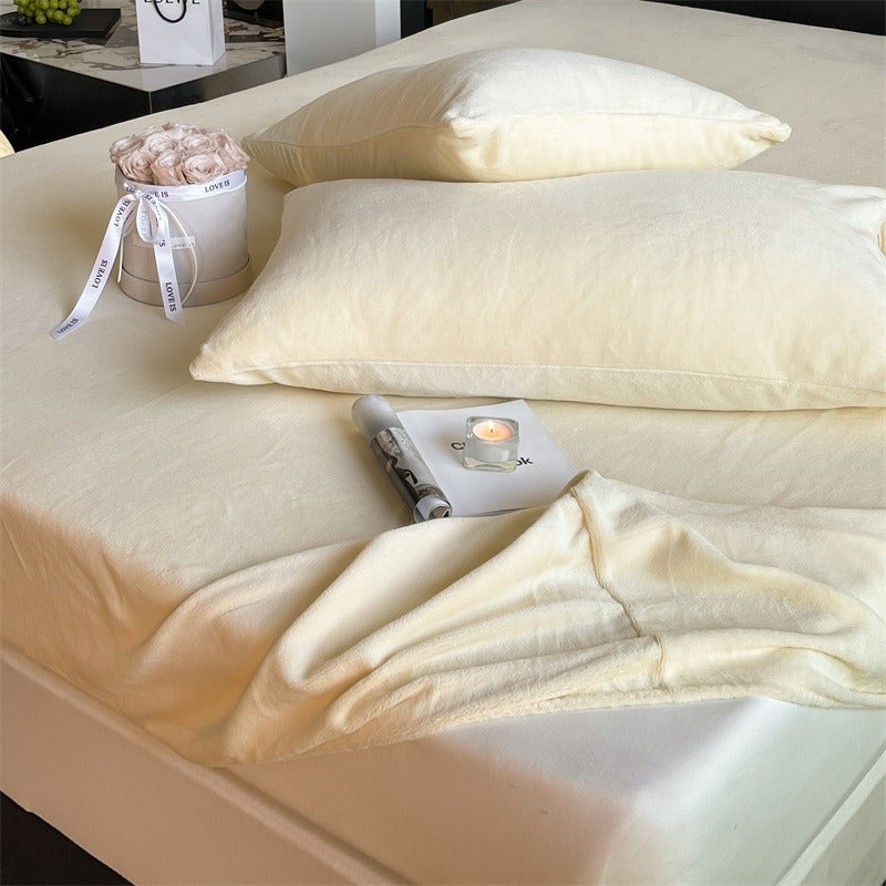 Warm Winter Fleece Pillowcase Set