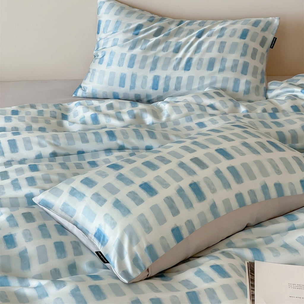 Icy Luster Bedding Set