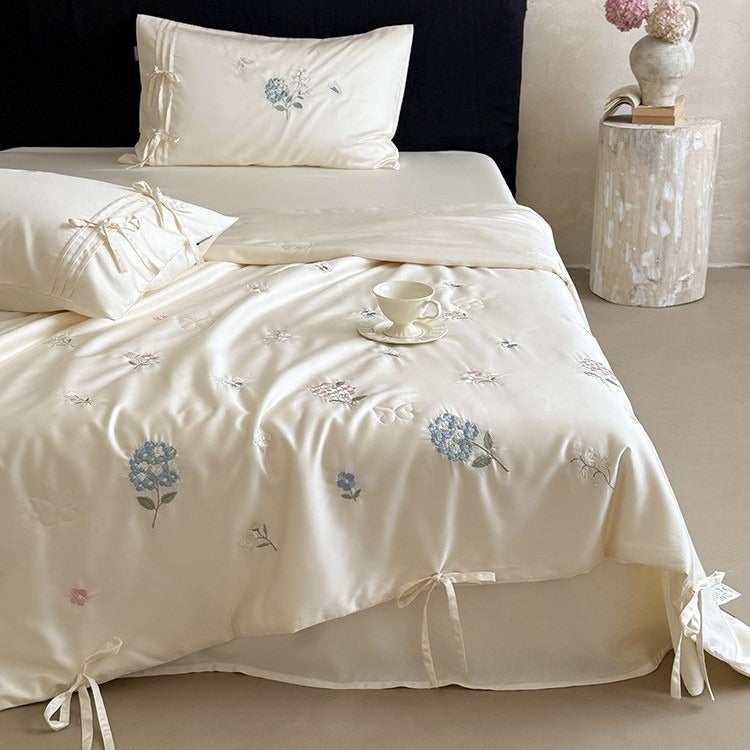Hydrangea Whisper Summer Quilted Blanket