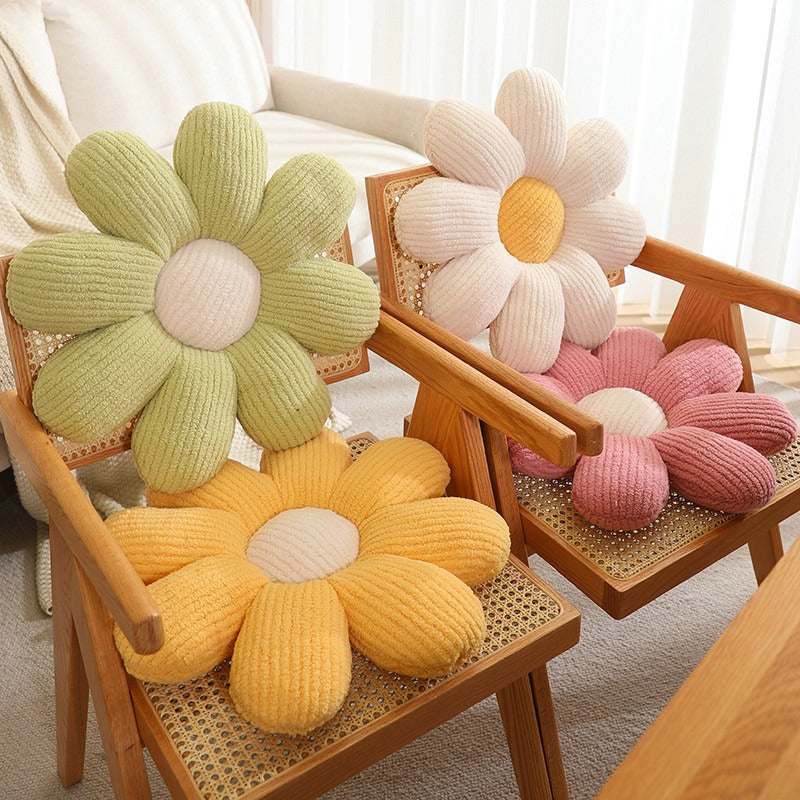 Sunny Knit Daisy Cushion