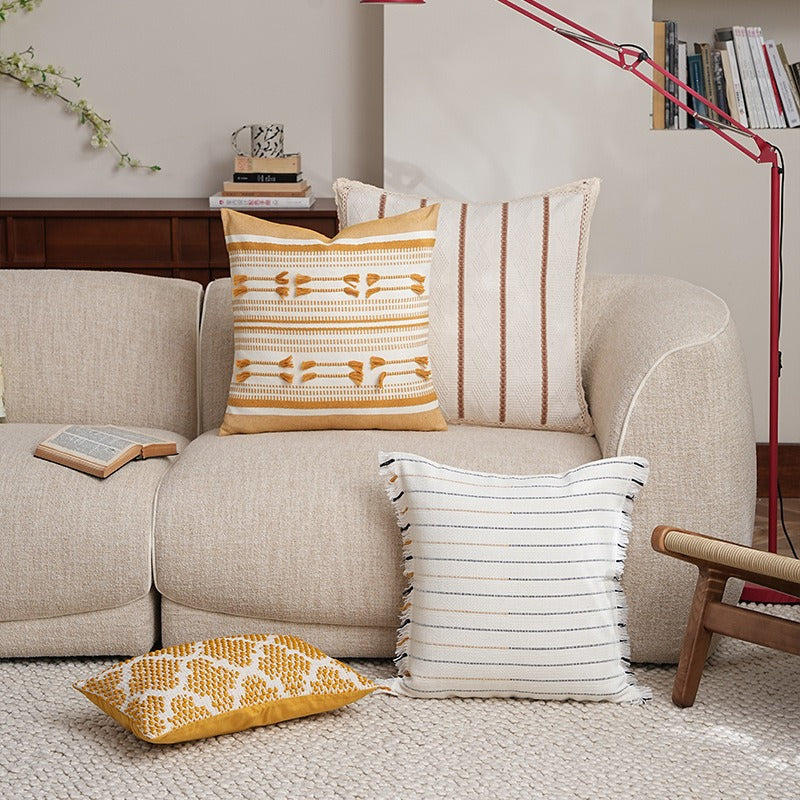 Sunny Weave Cushion