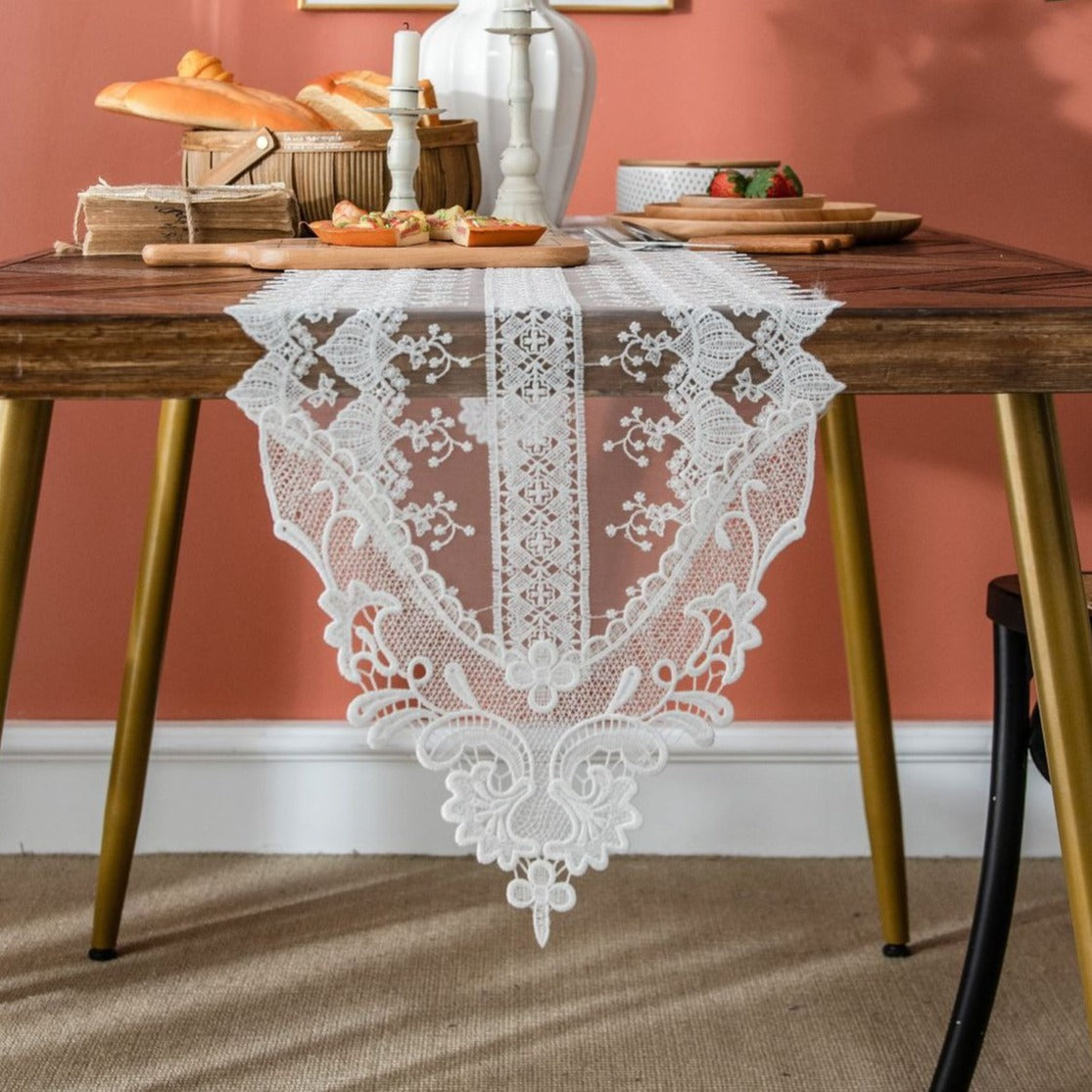 Old Floral Lace Table Runner
