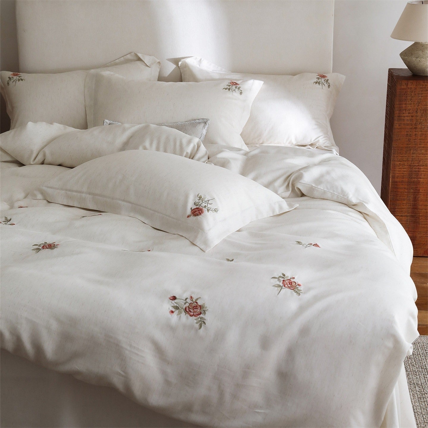 Minimal Rose Embroidery Bedding Set