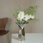 Petal Edge Vase
