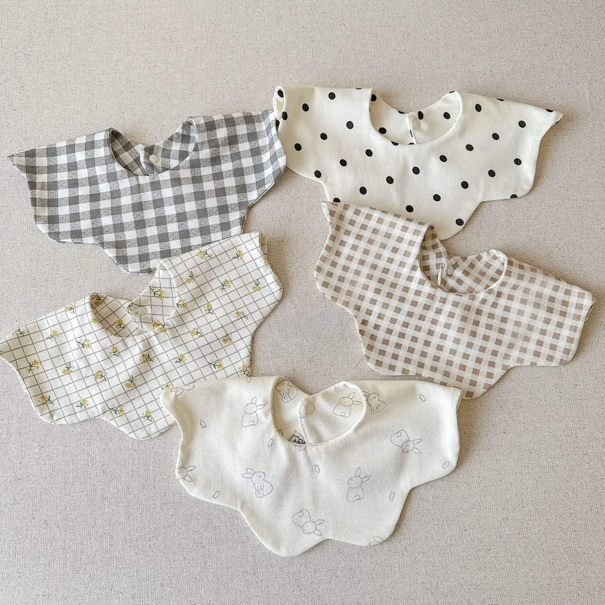 Country Petal Bib Set