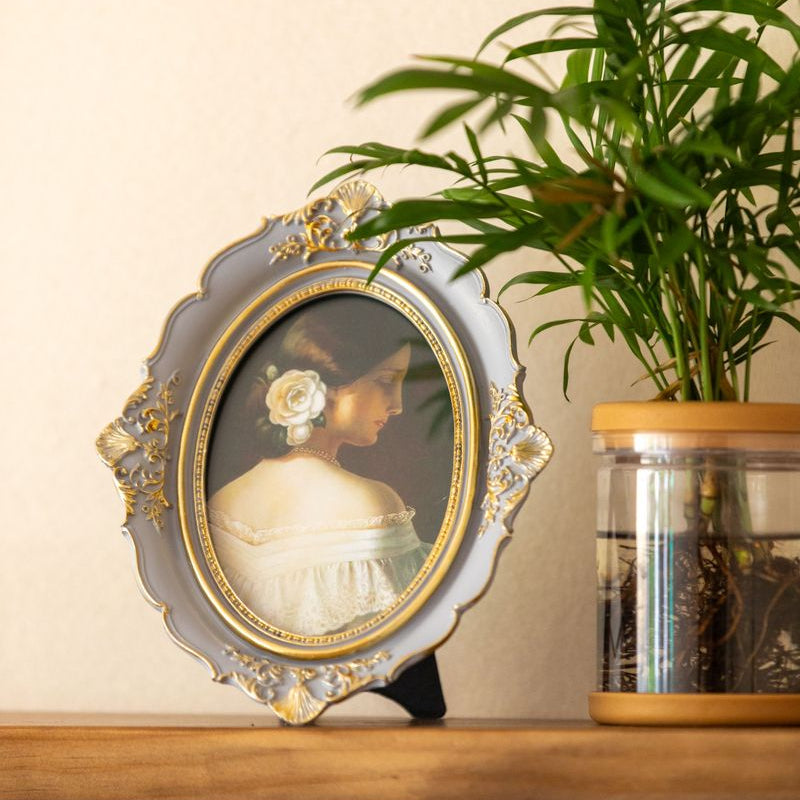 European Palace Oval Frame