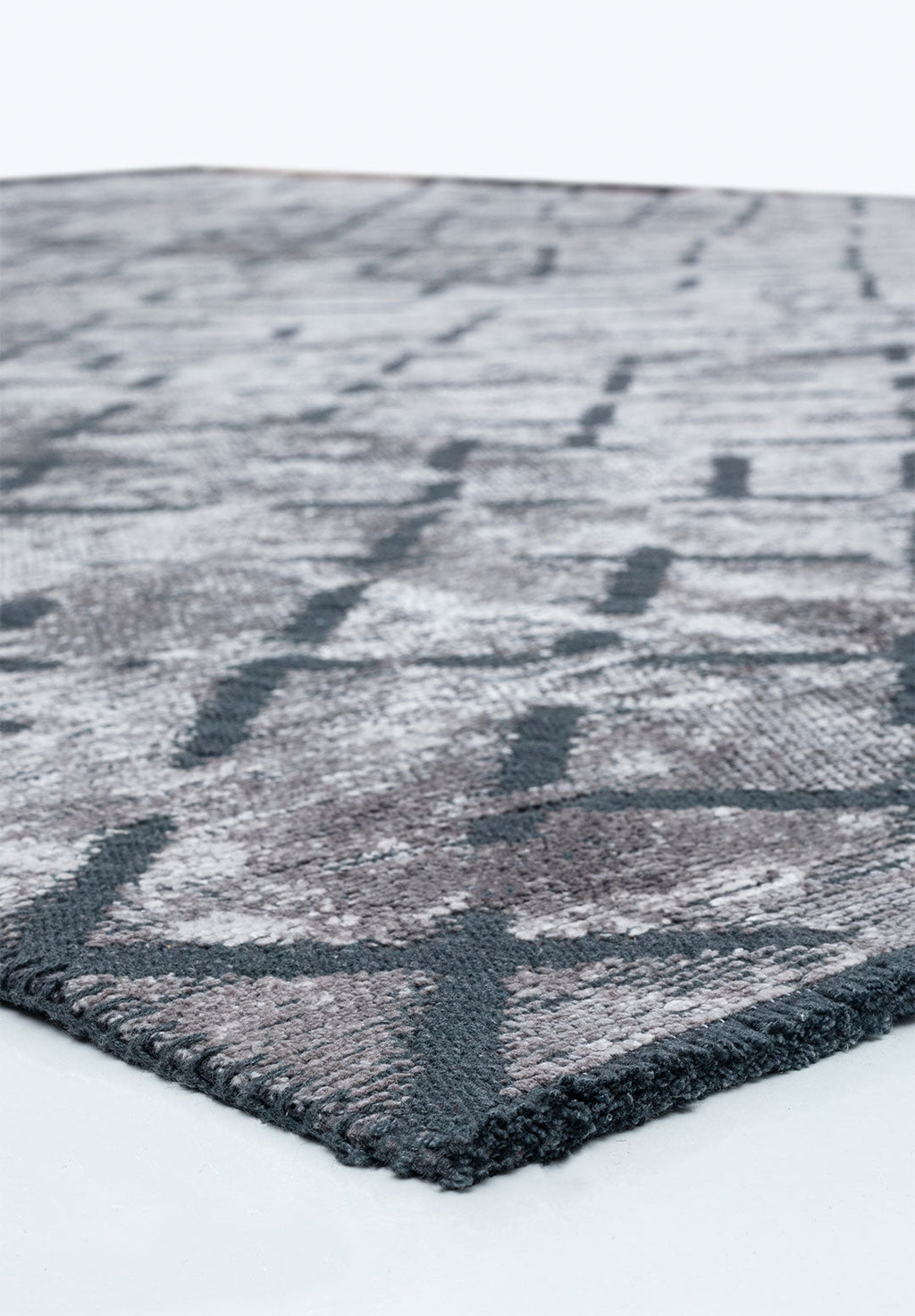 Mystique Light Grey Rug