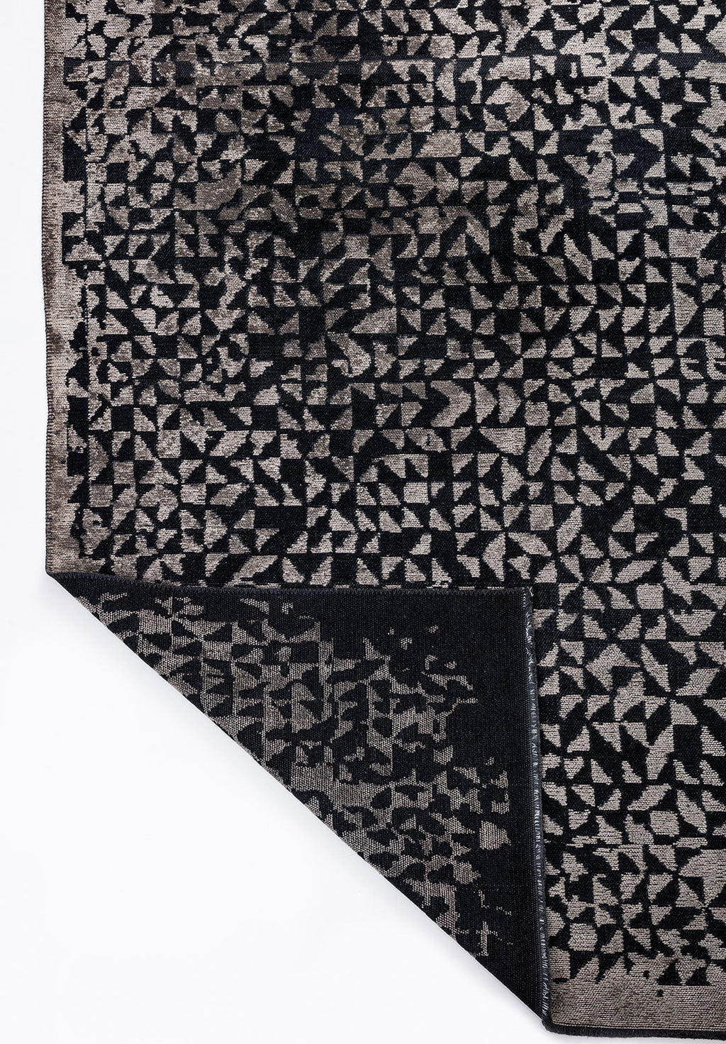 Bologna Matte Black - Beige Rug