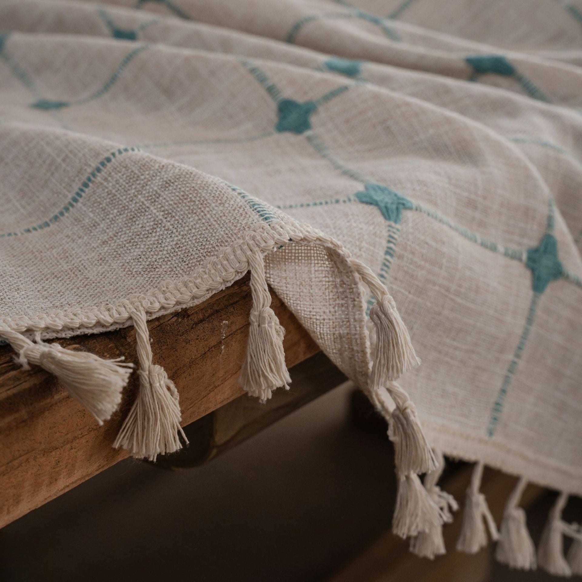 Farmhouse Lattice Tablecloth