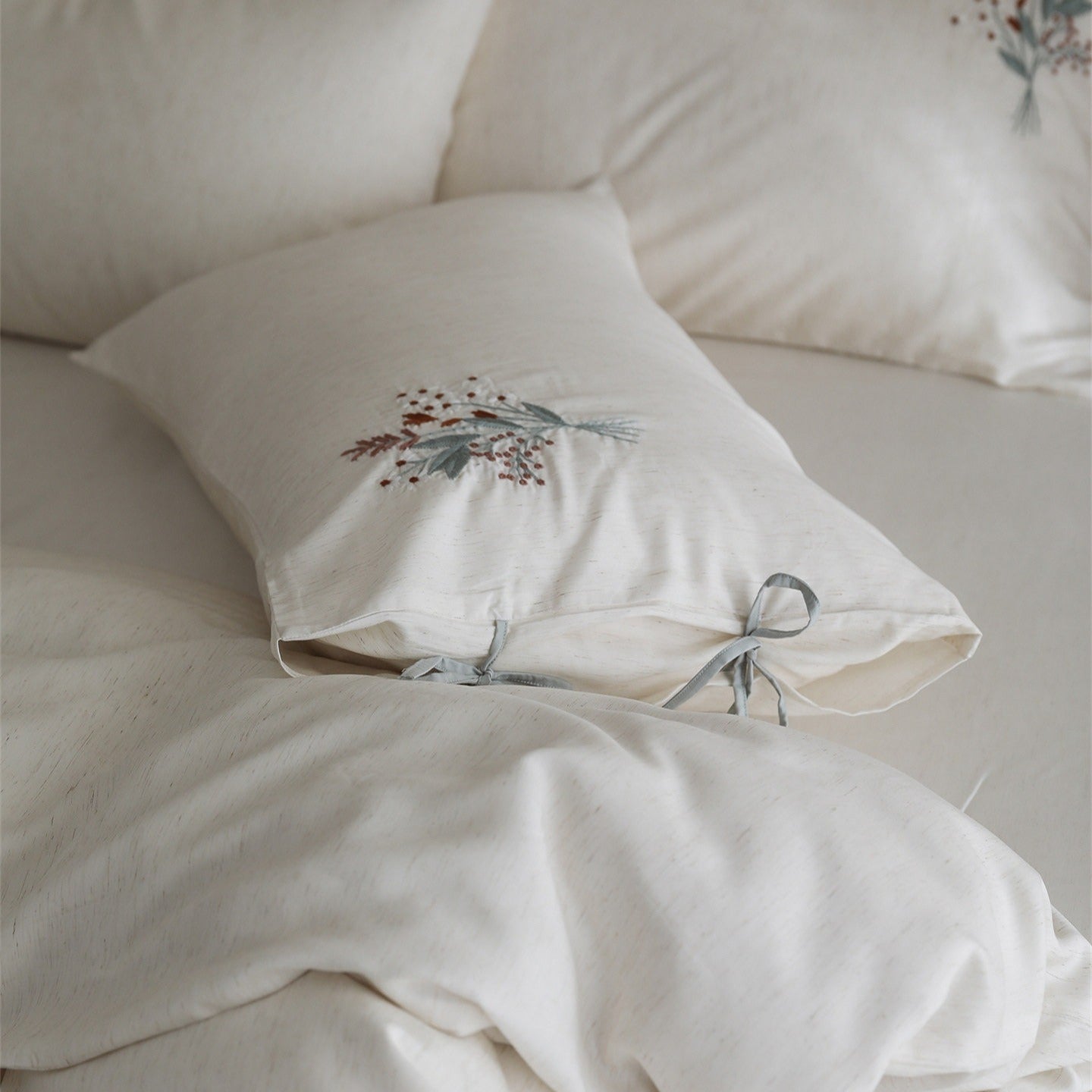 Wildflower Bow Bedding Set