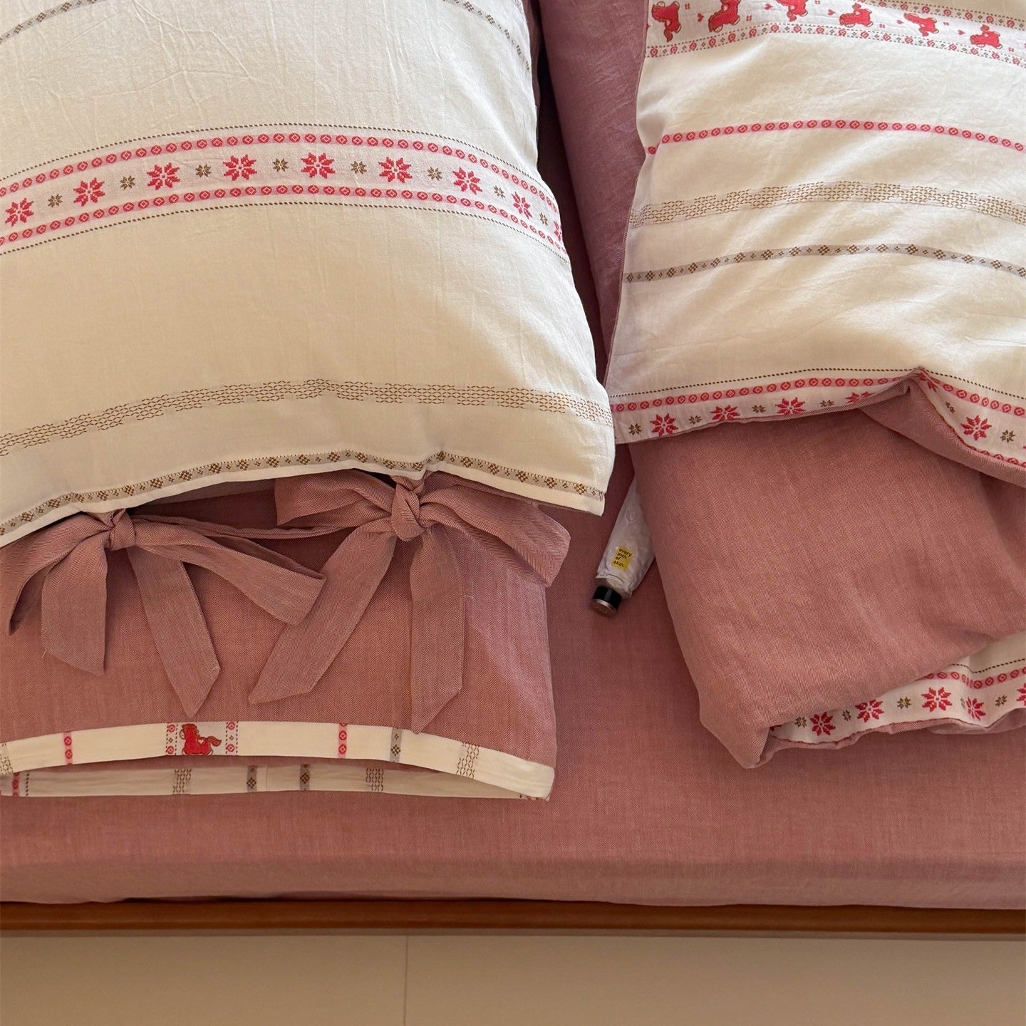 Cottage Pony Bedding Set