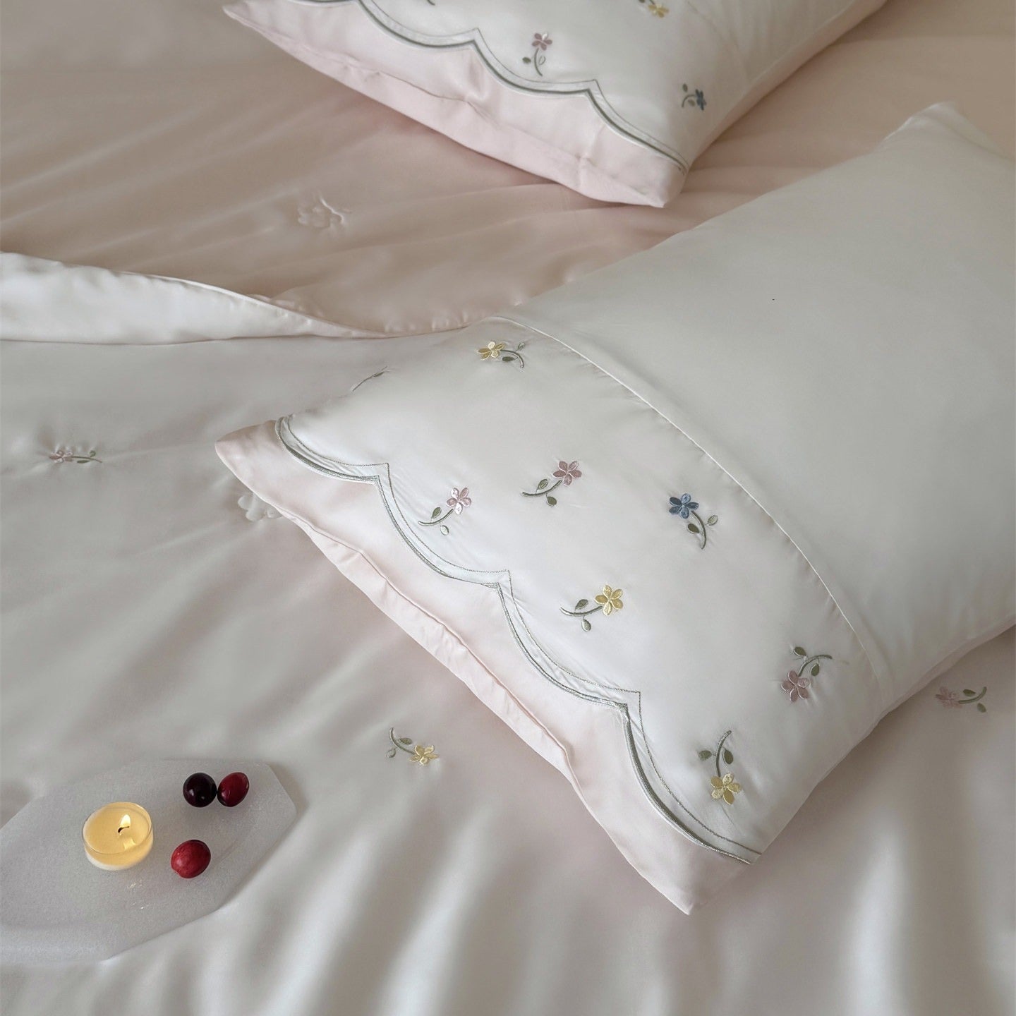 Mini Bloom Lyocell Bedding Set