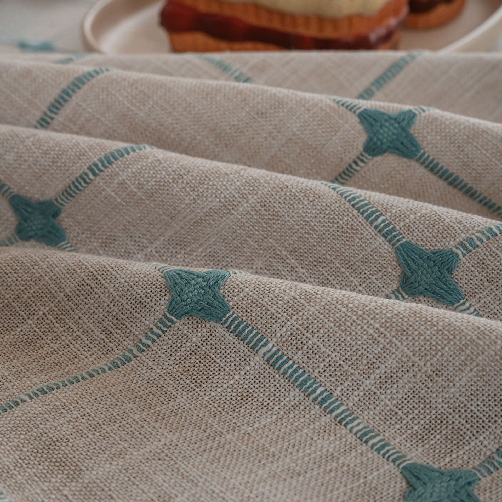 Farmhouse Lattice Tablecloth