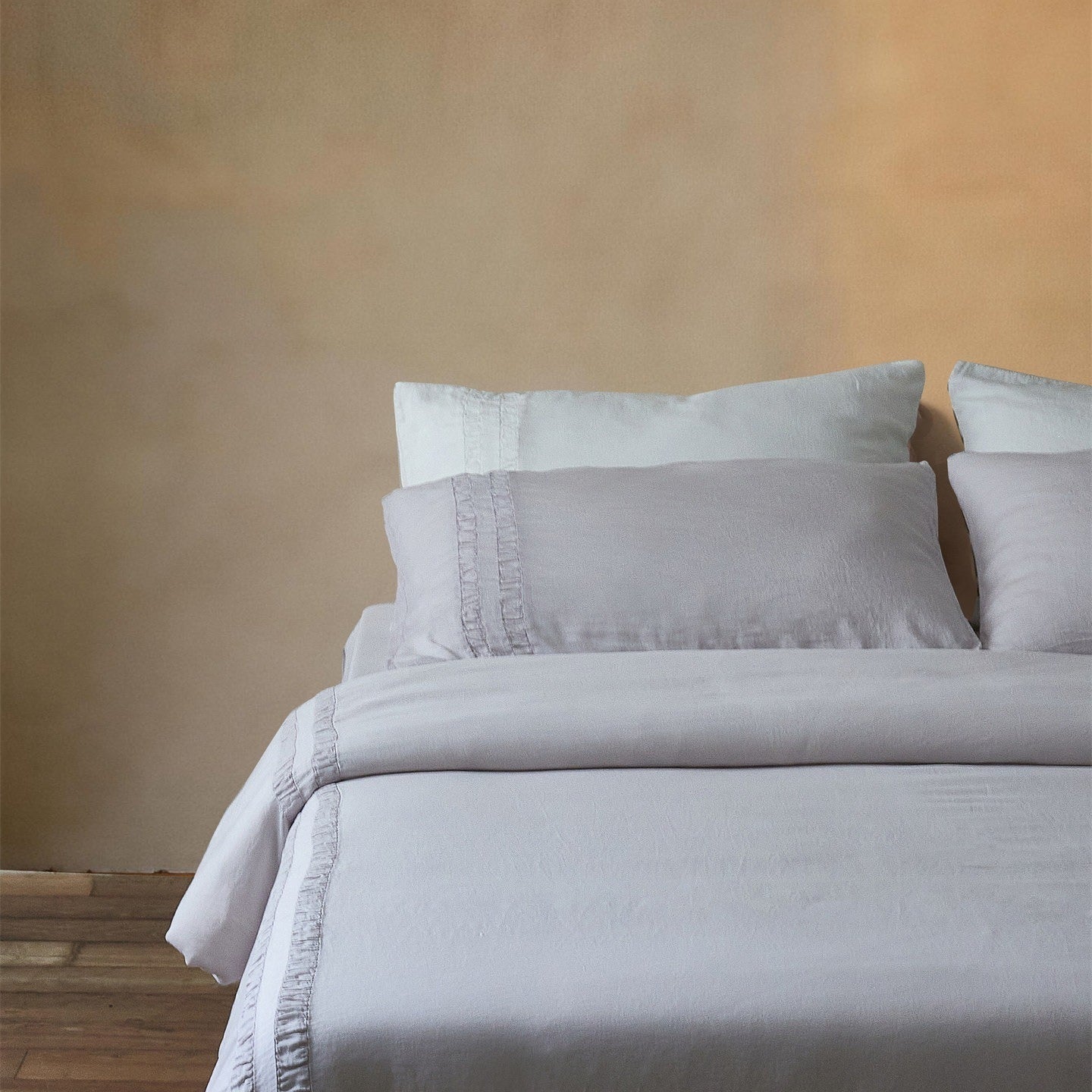 Cottage Ruched Bedding Set