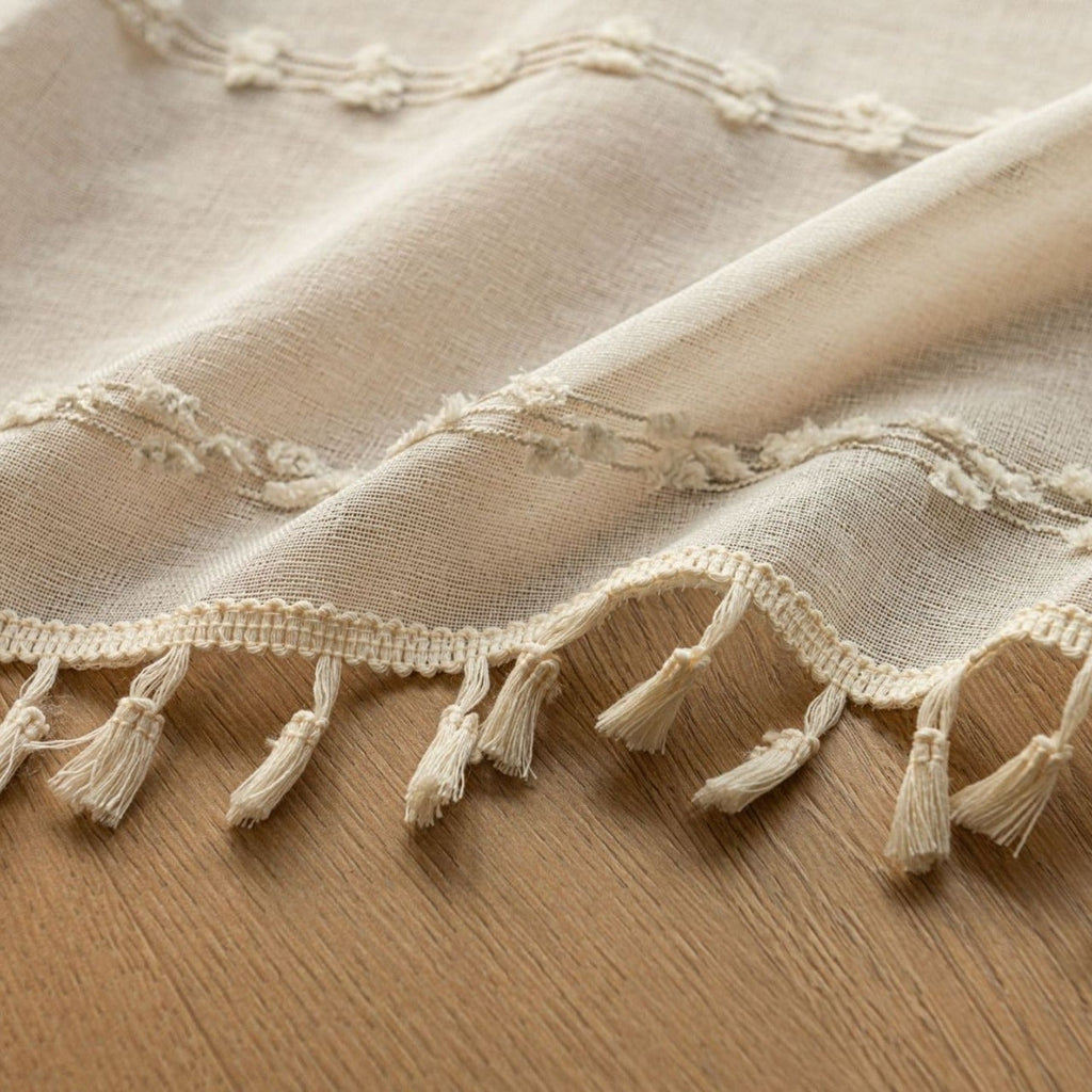 Farmhouse Pom Pom Tassel Tablecloth