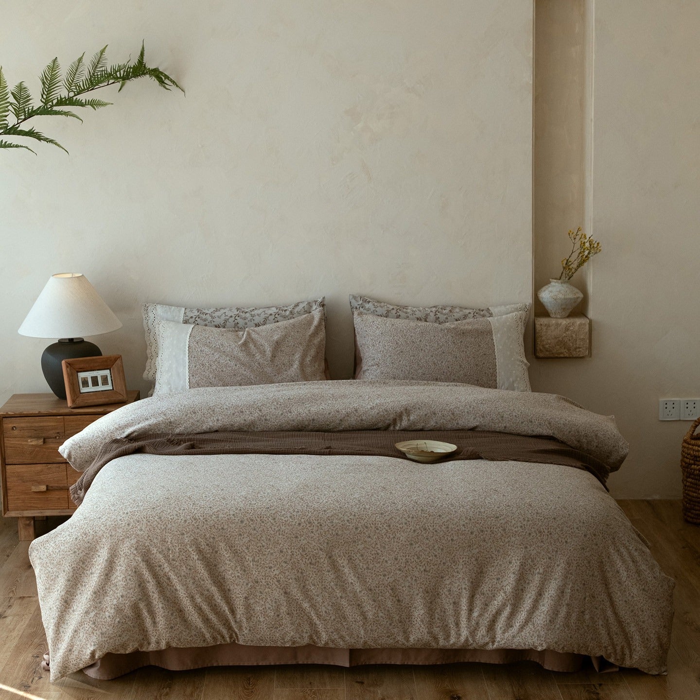 Autumn Twig Bedding Set