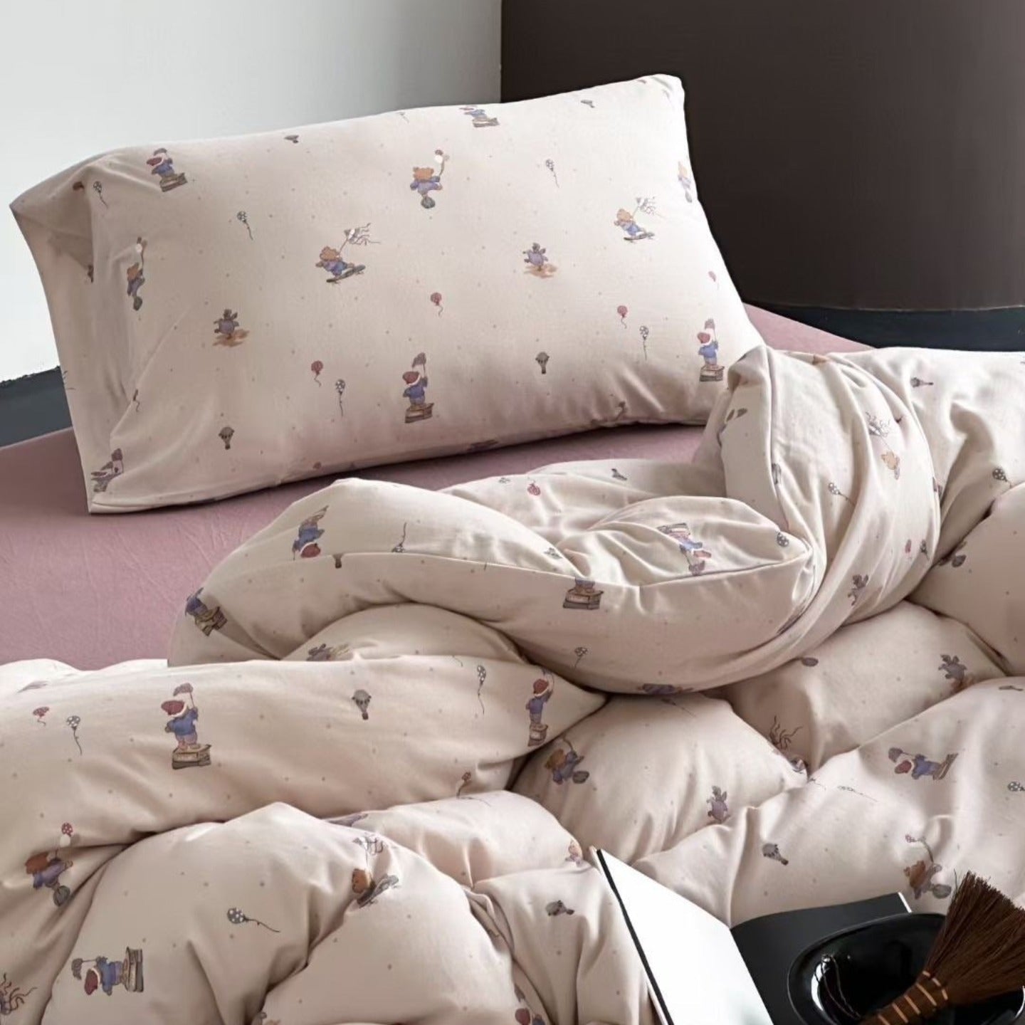 Squirrel & Acorn Dots Bedding Set