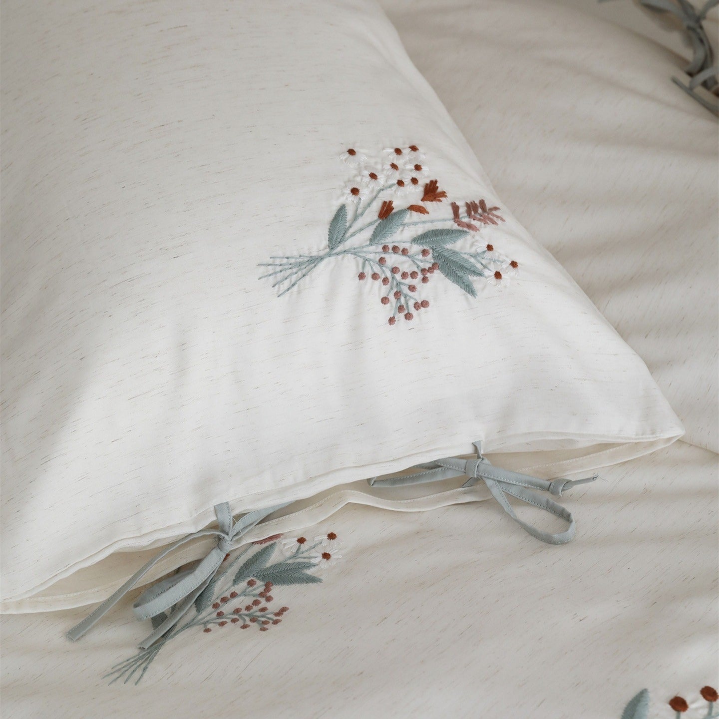 Wildflower Bow Bedding Set