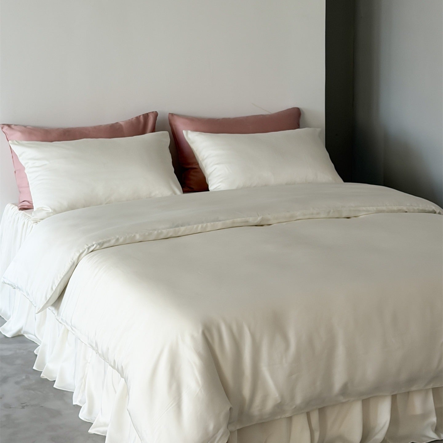 Ruffle Skirt Silky Bedding Set