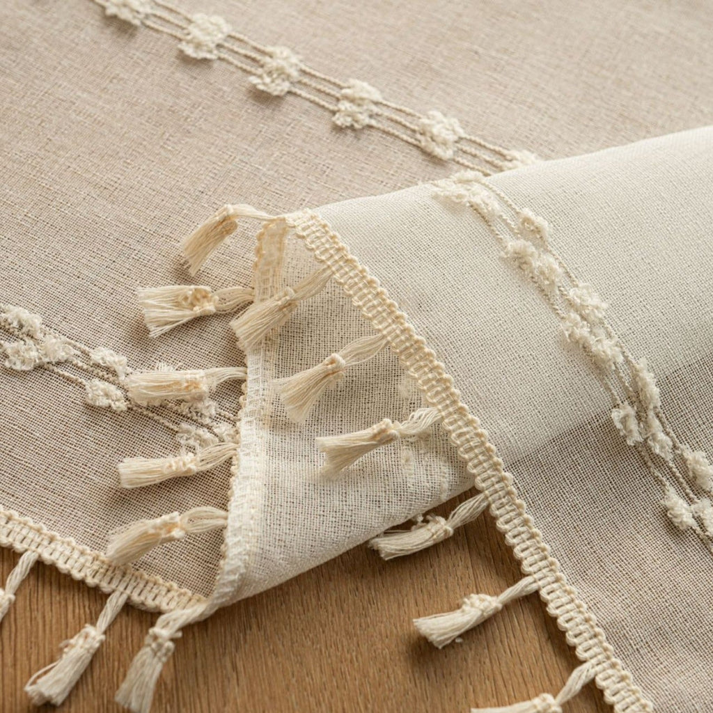 Farmhouse Pom Pom Tassel Tablecloth
