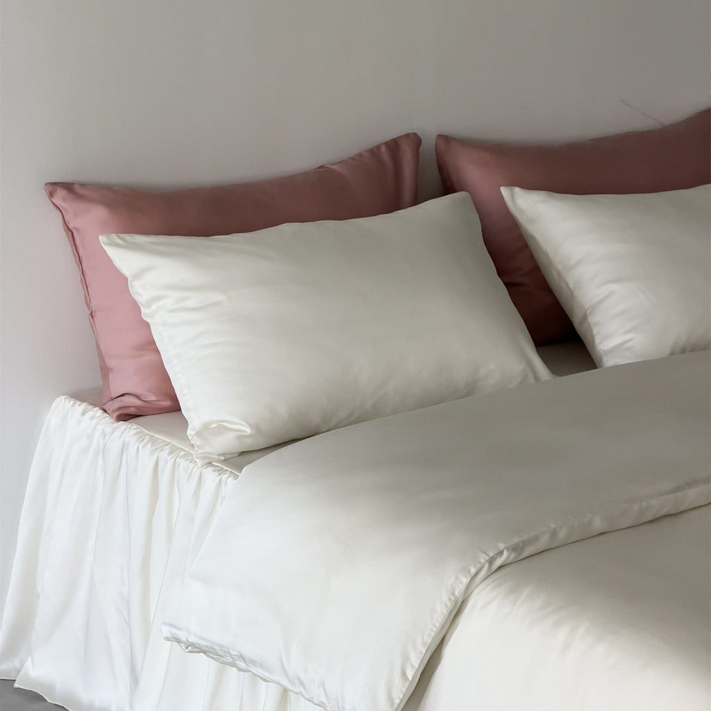Ruffle Skirt Silky Bedding Set