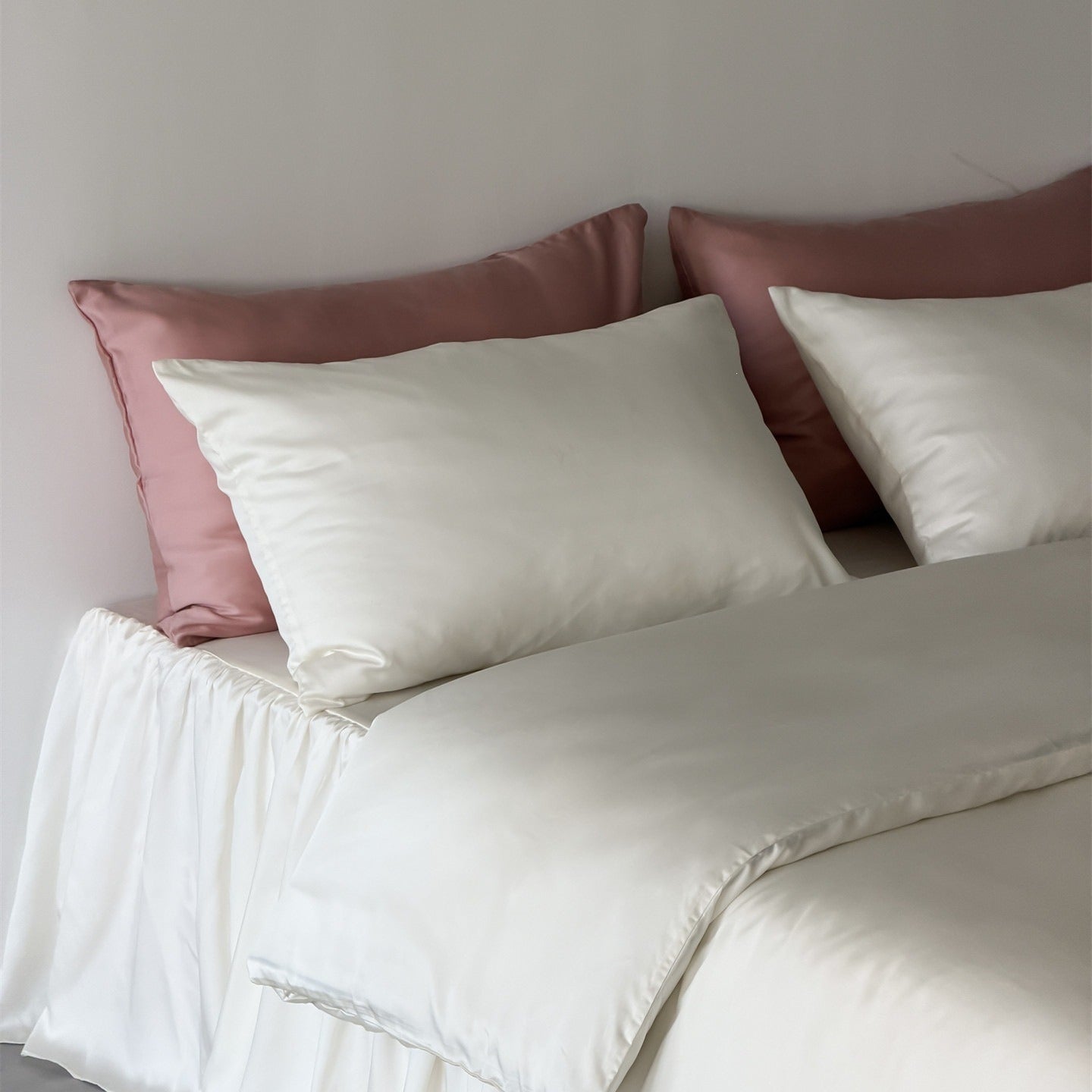 Ruffle Skirt Silky Bedding Set