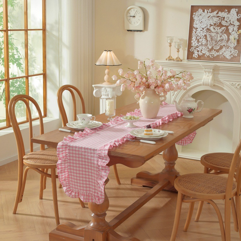 Picnic Party Ruffle Table Runner