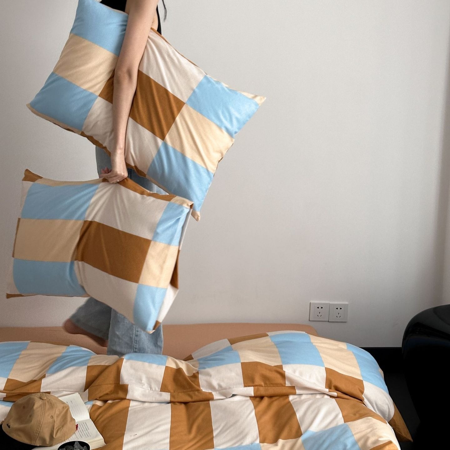 Funky Checkered Bedding Set