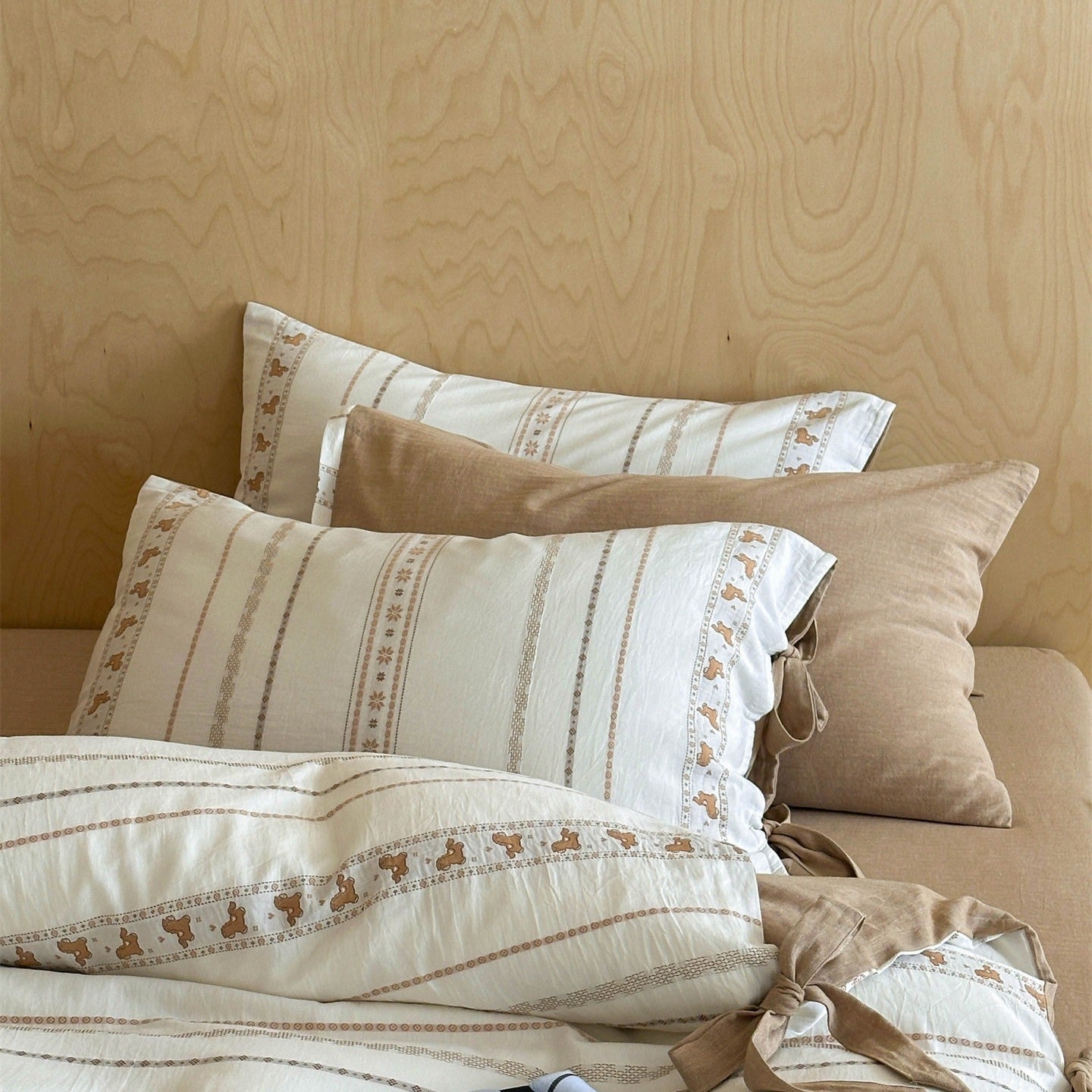 Cottage Pony Bedding Set