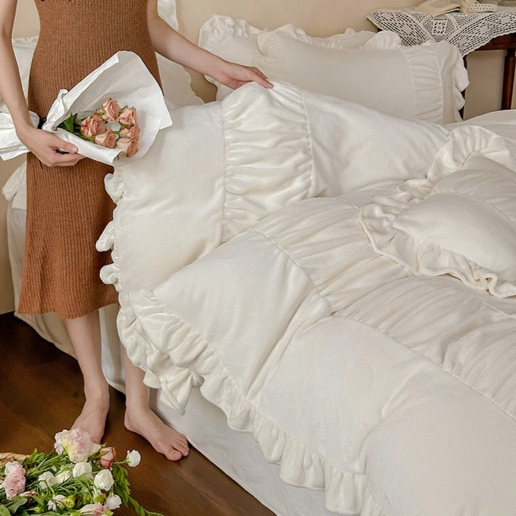 Chateau Ruffle Velvet Bedding Set