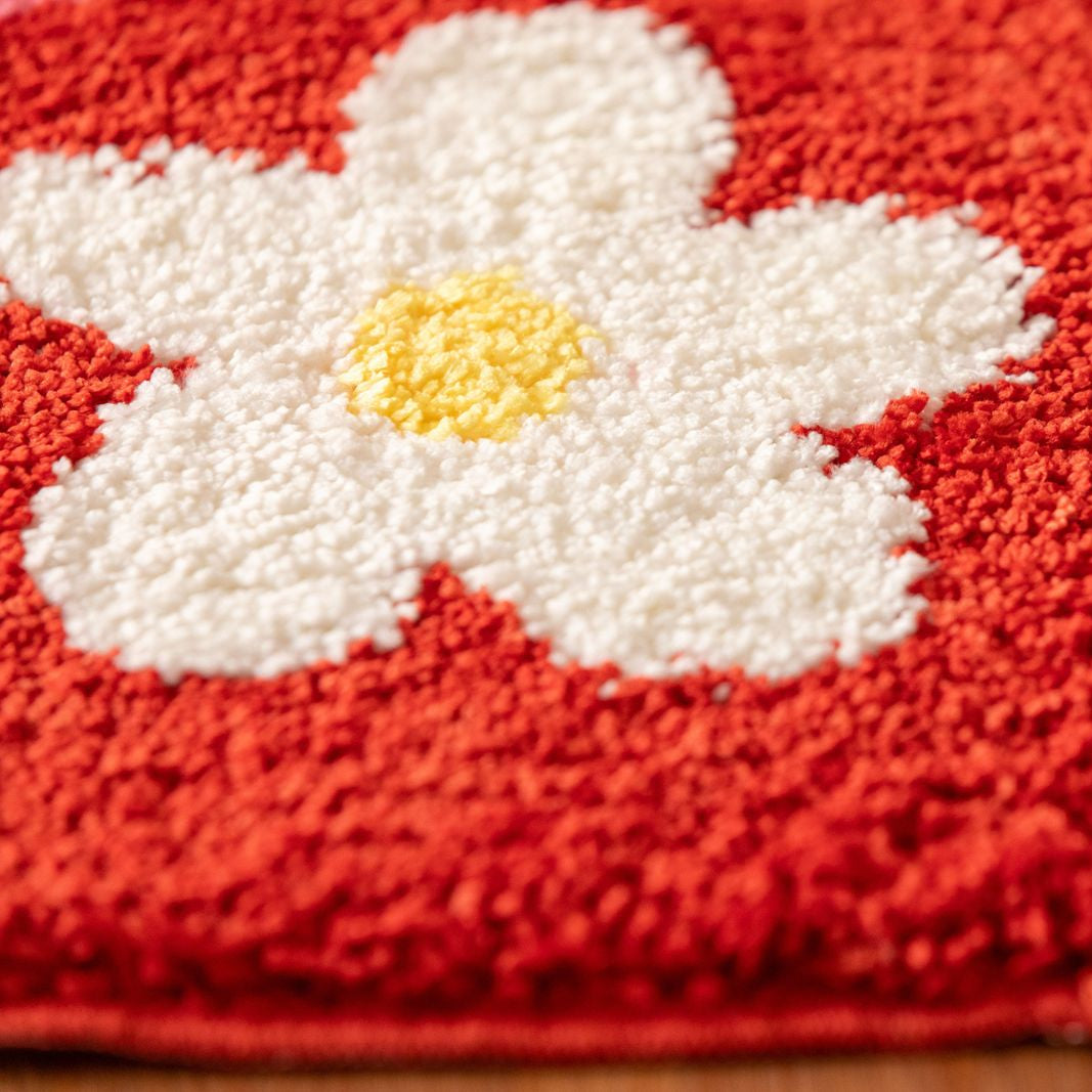 Checkerboard Daisy Bath Mat