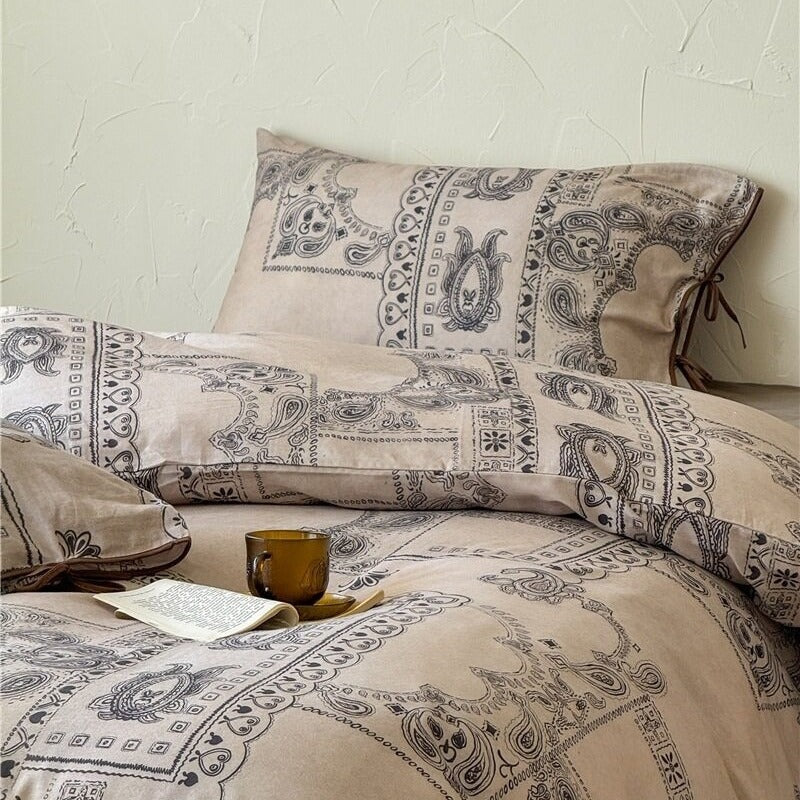 Moroccan Courtyard Bedding Set